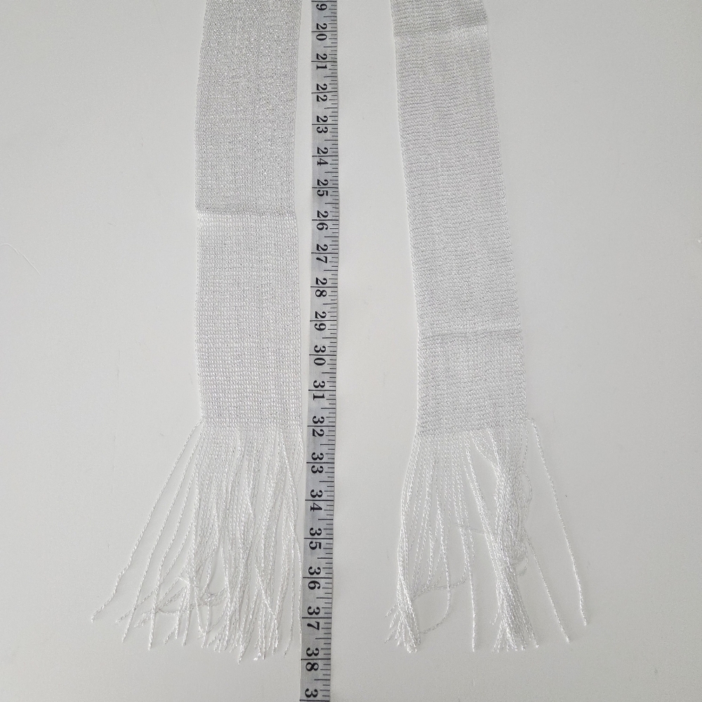 White wrap around scarf - Picture 6 of 6